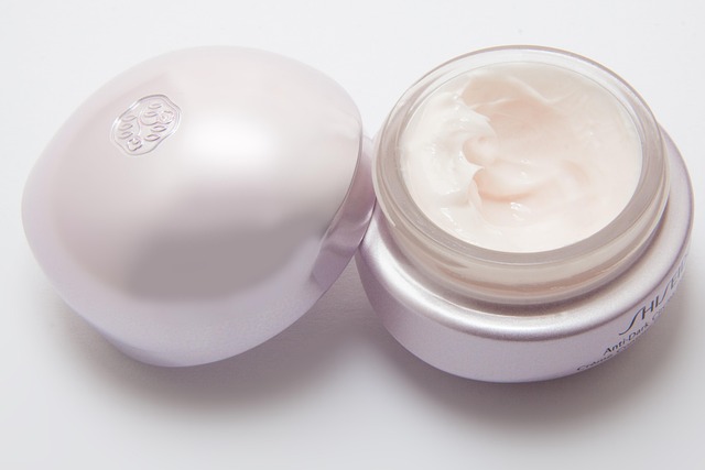 eye cream for sensitive skin