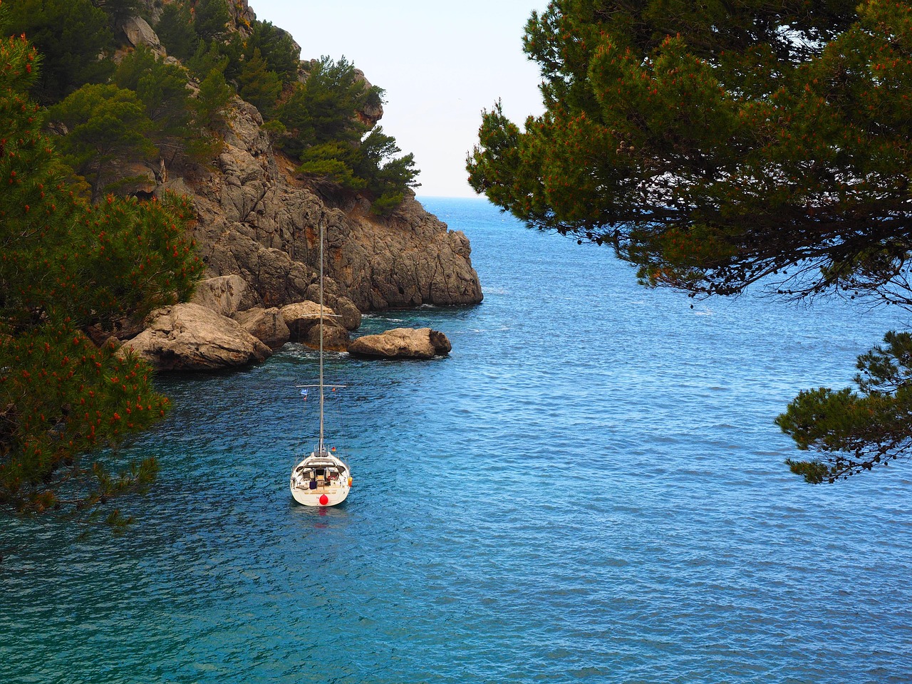 sailing ship, boat, bay, see calobra, bay of sa calobra, serra de tramuntana, sea bay, mallorca, sightseeing, natural wonders, rock formation, platja de sa calobra, cases de sa calobra, cala de sa calobra, see calobra, see calobra, see calobra, serra de tramuntana, mallorca, mallorca, mallorca, mallorca, mallorca