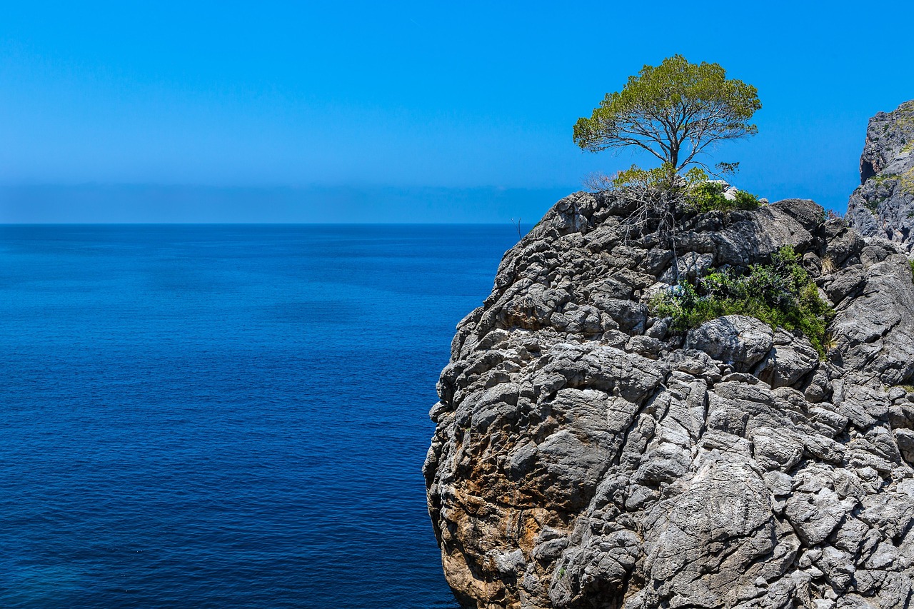 mallorca, port de sa calobra, lonliness