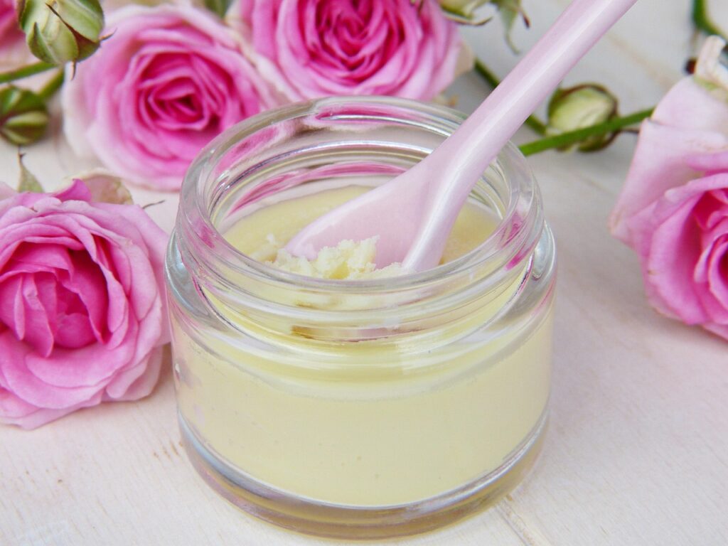 glass, spoon, cosmetics, cream, nature, pink, skin care, wellness, treatment, rose flower, beauty, essential oils, natural ingredients, flower, rose, love, petal, personal hygiene, to bathe, lotion, moisture, hyaluronic acid, coconut oil, shea butter, beeswax, bio, alternative, beautiful flowers, phytotherapy, aromatherapy, skin irritation, skin blemishes, acne, flower background, diabetes, invitation, greeting card, flower wallpaper, relax, give a gift, vacations
